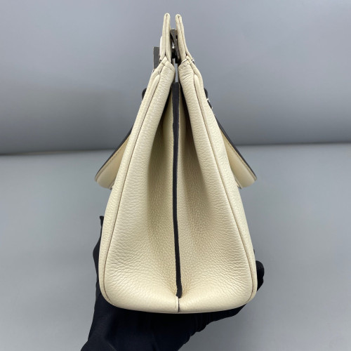 Gucci Small Zumi Top Handle Bag Grained Calfskin White