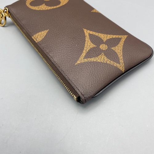 Louis Vuitton Trio Puch Reverse Monogram Brown