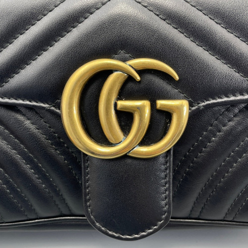 Gucci Chevron Mini GG Marmont Calfskin Black Gucci Chevron Mini GG Marmont Calfskin Black