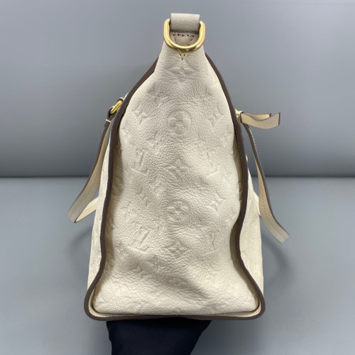 Louis Vuitton Lumineuse PM Monogram Empreinte White