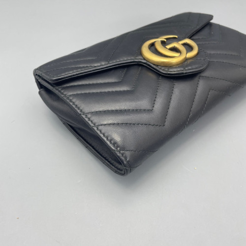 Gucci Chevron GG Marmont Chain Wallet Calfskin Black