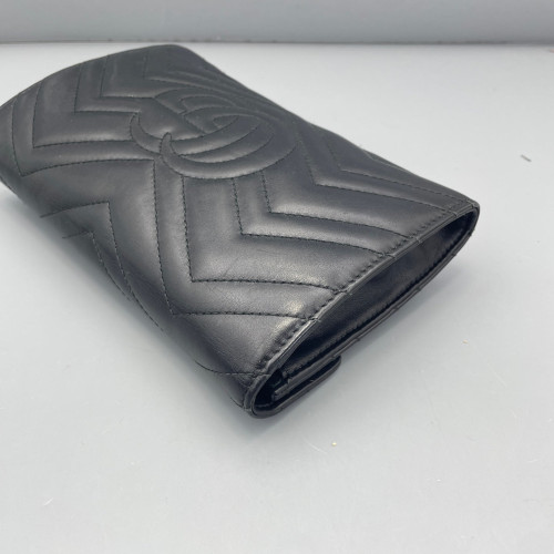 Gucci Chevron GG Marmont Chain Wallet Calfskin Black