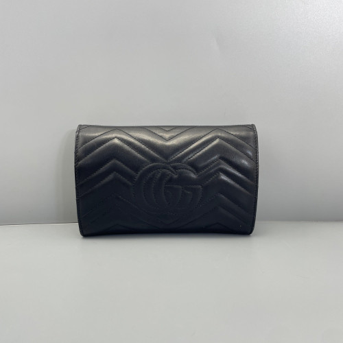 Gucci Chevron GG Marmont Chain Wallet Calfskin Black