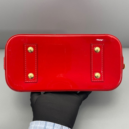 Louis Vuitton Alma BB Vernis Red