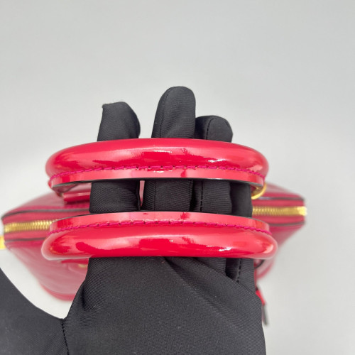 Louis Vuitton Alma BB Vernis Red