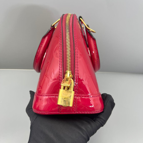 Louis Vuitton Alma BB Vernis Red