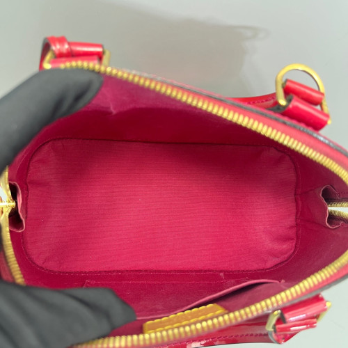 Louis Vuitton Alma BB Vernis Red