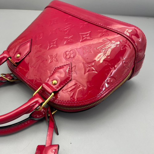 Louis Vuitton Alma BB Vernis Red