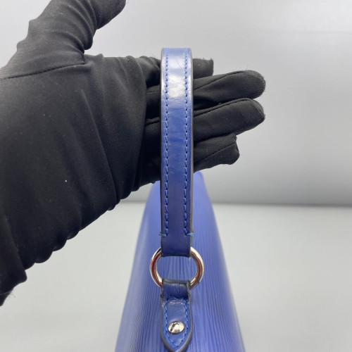 Louis Vuitton Cluny Mm Epi Blue Louis Vuitton Cluny Mm Epi Blue
