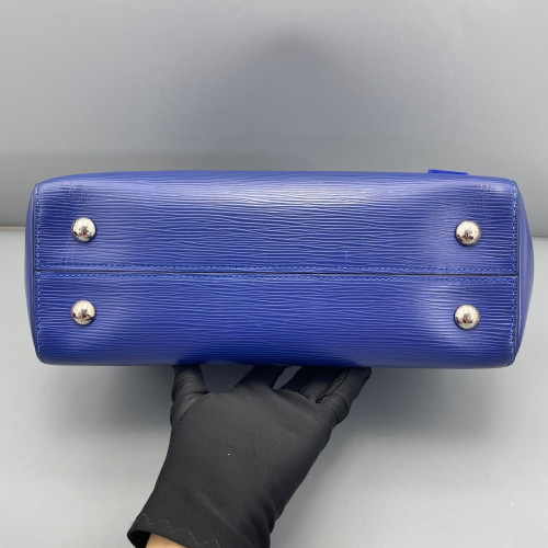 Louis Vuitton Cluny Mm Epi Blue Louis Vuitton Cluny Mm Epi Blue