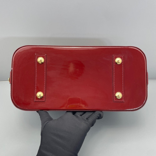 Louis Vuitton Alma PM Vernis Burgundy