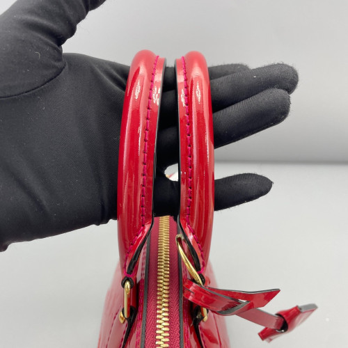 Louis Vuitton Alma BB Vernis Red