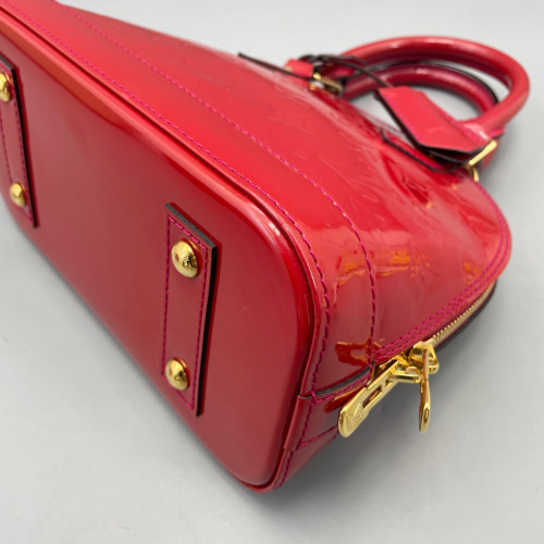 Louis Vuitton Alma BB Vernis Red