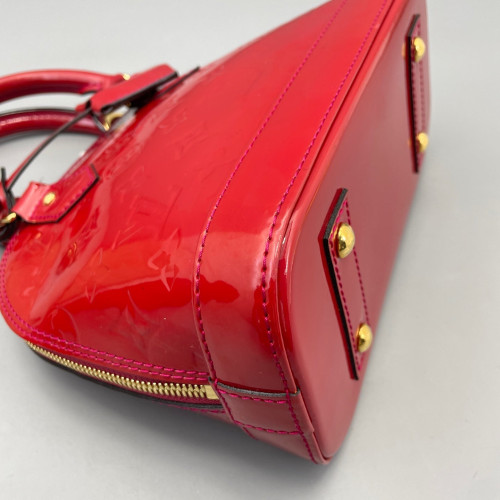 Louis Vuitton Alma BB Vernis Red