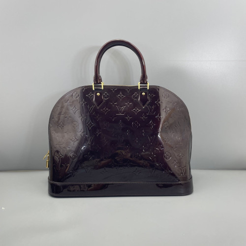 Louis Vuitton Alma GM Vernis Amarante