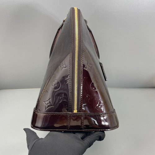 Louis Vuitton Alma GM Vernis Amarante
