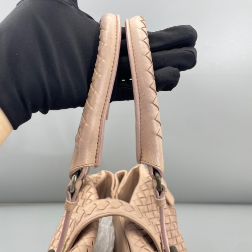 Bottega Veneta Large Roma Tote Bag Lambskin Intrecciato Nappa Nude Pink