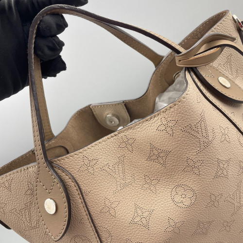 Louis Vuitton Hina PM Mahina Natural Tan
