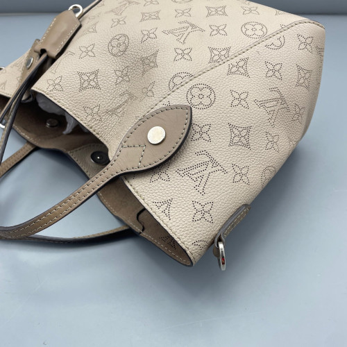 Louis Vuitton Hina PM Mahina Natural Tan