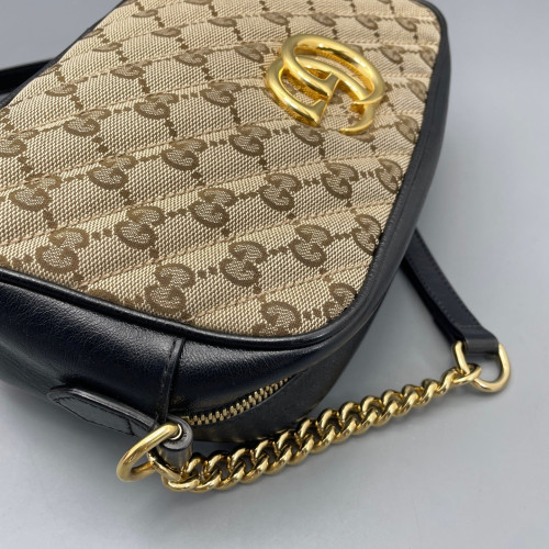 Gucci Camera Case GG Supreme Monogram Brown Black