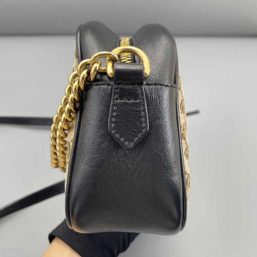 Gucci Camera Case GG Supreme Monogram Brown Black