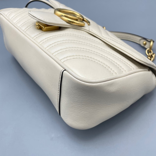 Gucci Chevron Small GG Marmont Calfskin White