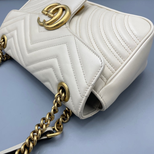 Gucci Chevron Small GG Marmont Calfskin White