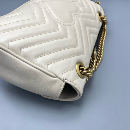 Gucci Chevron Small GG Marmont Calfskin White