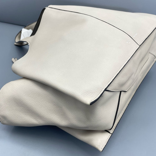 Celine Handbag Grained Calfskin White