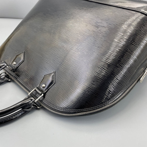 Louis Vuitton Alma GM Vernis Black