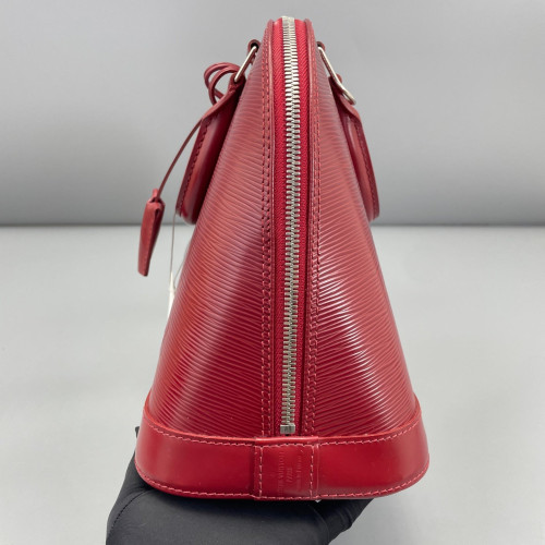 Louis Vuitton Alma PM Epi Red