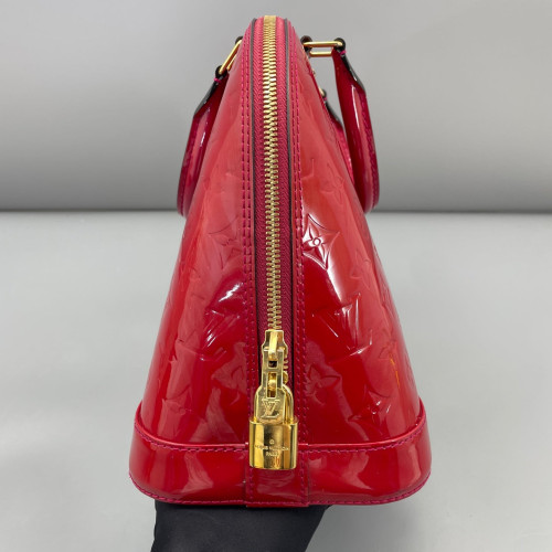 Louis Vuitton Alma PM Vernis Red