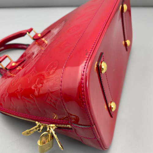 Louis Vuitton Alma PM Vernis Red