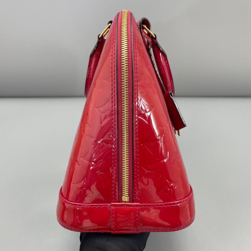 Louis Vuitton Alma PM Vernis Red