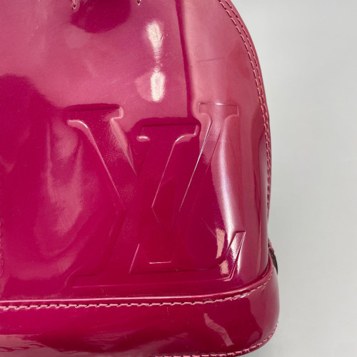 Louis Vuitton Alma BB Vernis Azalea Brown