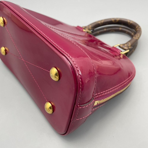 Louis Vuitton Alma BB Vernis Azalea Brown