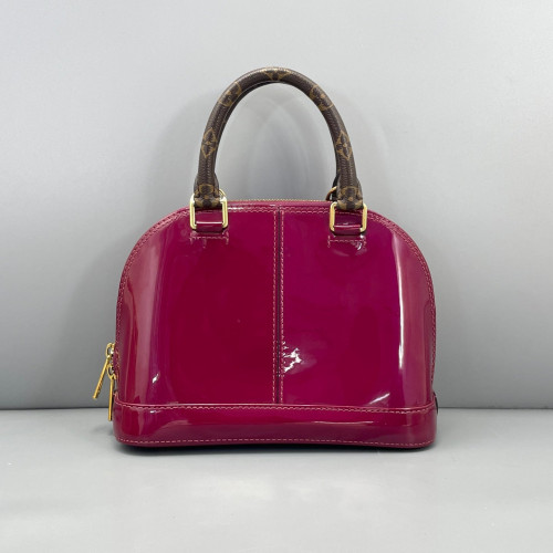 Louis Vuitton Alma BB Vernis Azalea Brown