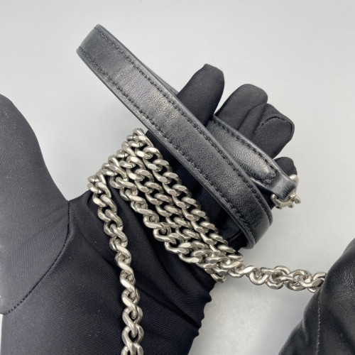 Yves Saint Laurent Toy Loulou Puffer Chain Calfskin Black