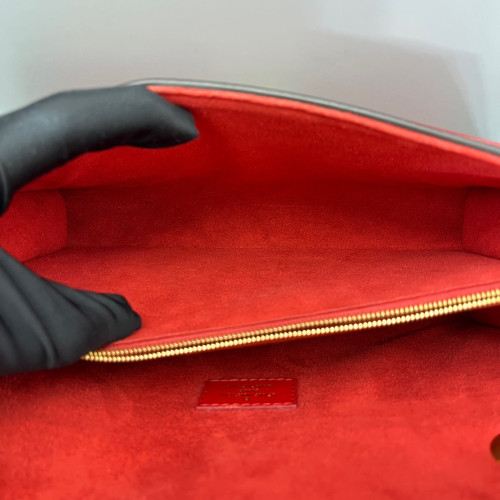 Louis Vuitton Victoire Monogram Red