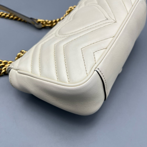 Gucci Chevron Mini GG Marmont Calfskin White Gucci Chevron Mini GG Marmont Calfskin White