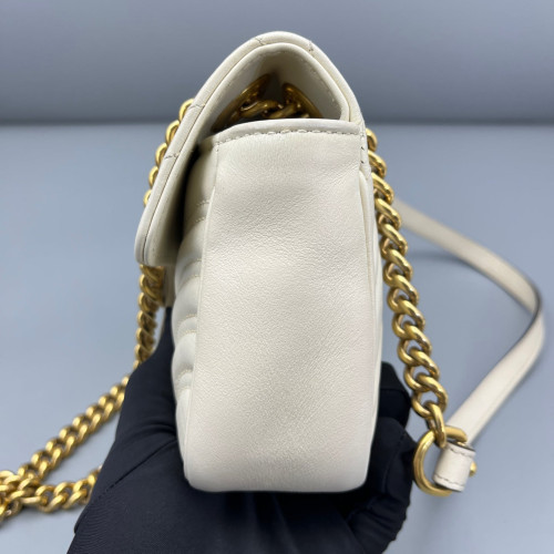 Gucci Chevron Mini GG Marmont Calfskin White Gucci Chevron Mini GG Marmont Calfskin White