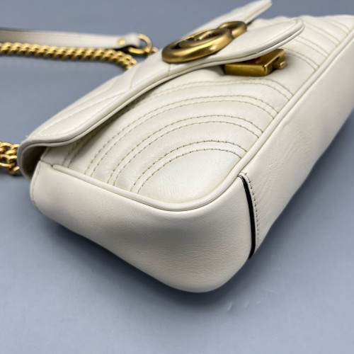 Gucci Chevron Mini GG Marmont Calfskin White Gucci Chevron Mini GG Marmont Calfskin White