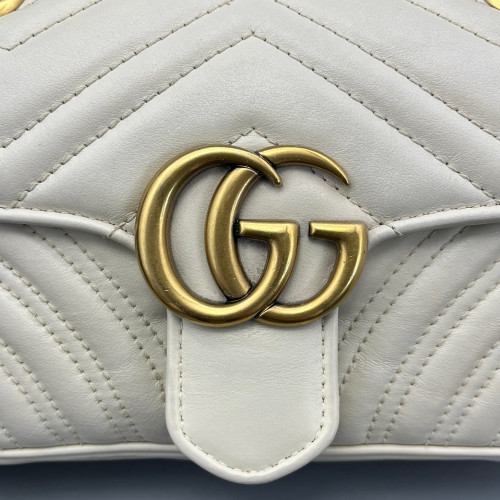 Gucci Chevron Mini GG Marmont Calfskin White Gucci Chevron Mini GG Marmont Calfskin White