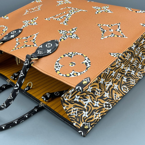 Louis Vuitton Jungle Onthego GM Monogram Giant Black