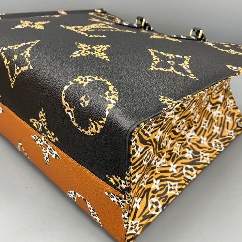 Louis Vuitton Jungle Onthego GM Monogram Giant Black