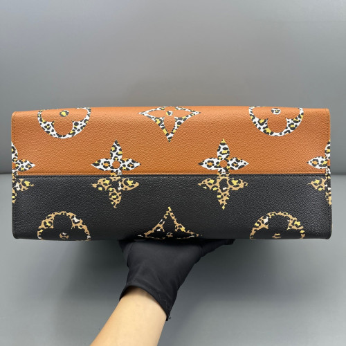 Louis Vuitton Jungle Onthego GM Monogram Giant Black