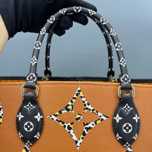 Louis Vuitton Jungle Onthego GM Monogram Giant Black