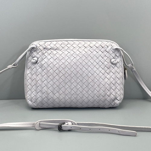 Bottega Veneta Nodini Crossbody Messenger Calfskin Intrecciato Light Purple