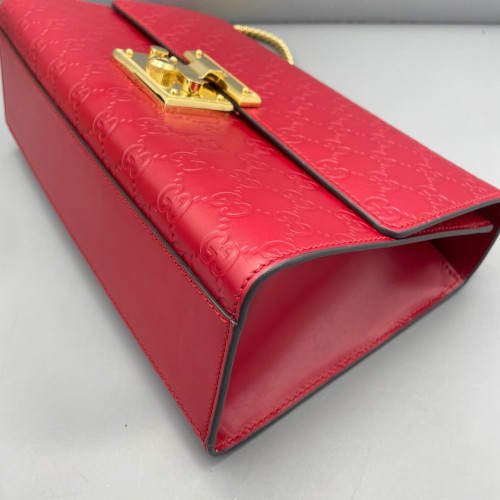 Gucci Medium Padlock Shoulder Bag Guccissima Red