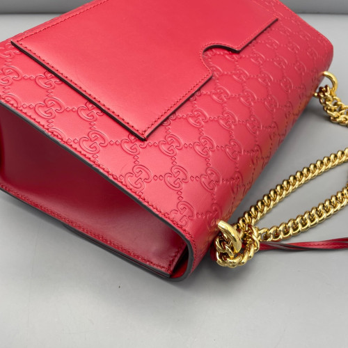 Gucci Medium Padlock Shoulder Bag Guccissima Red